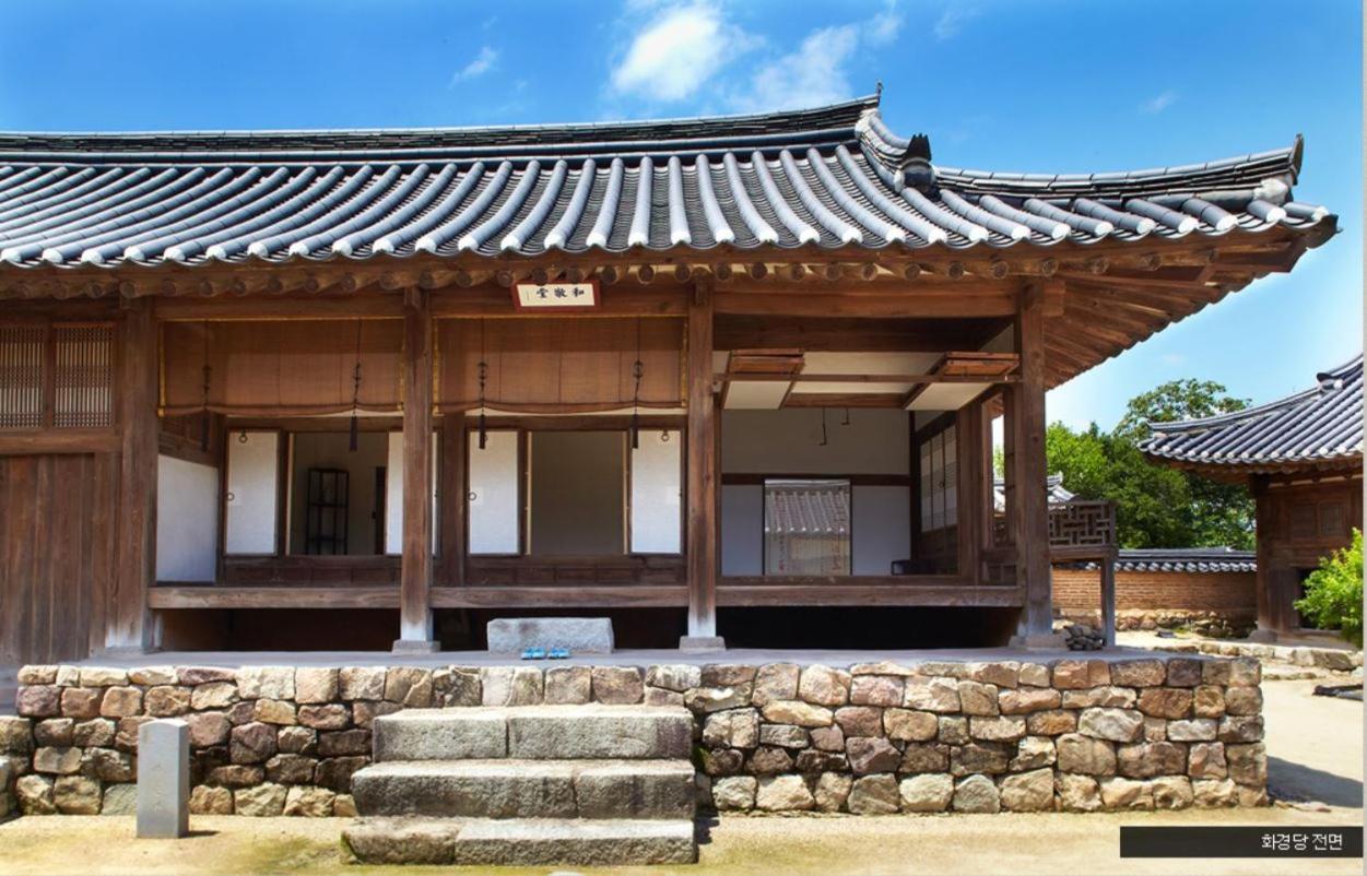 アンドン Bukchondaek Bed & Breakfast エクステリア 写真